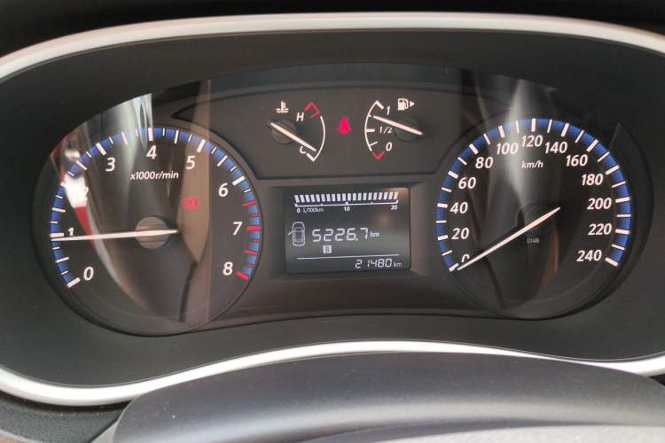 Used Venucia T90 2017 2.0L Manual ZhiShang Edition Instrument Cluster