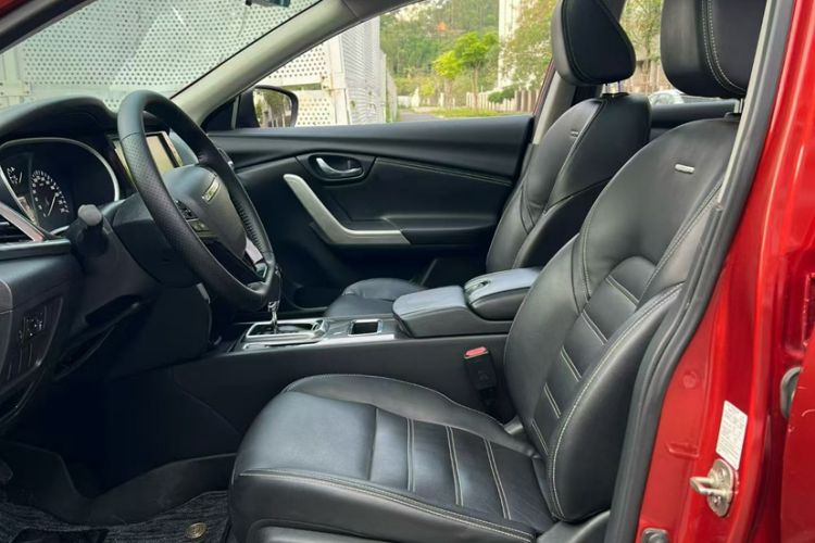 Used Venucia T90 2017 2.0L CVT Smart Edition Interior 1