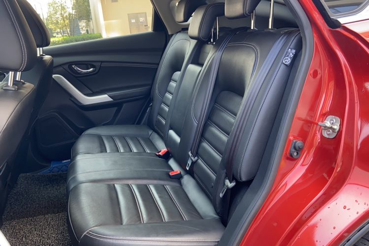 Used Venucia T90 2017 2.0L CVT Smart Edition Interior 1