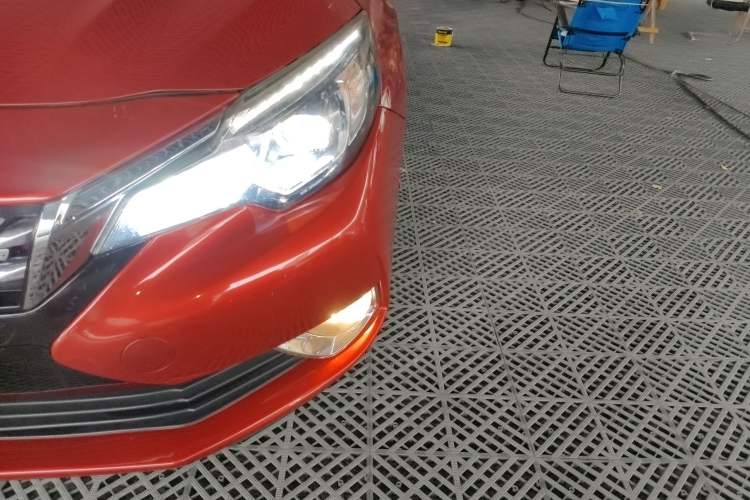 Used Venucia T90 2017 2.0L CVT Leading Edition Left Front Headlight