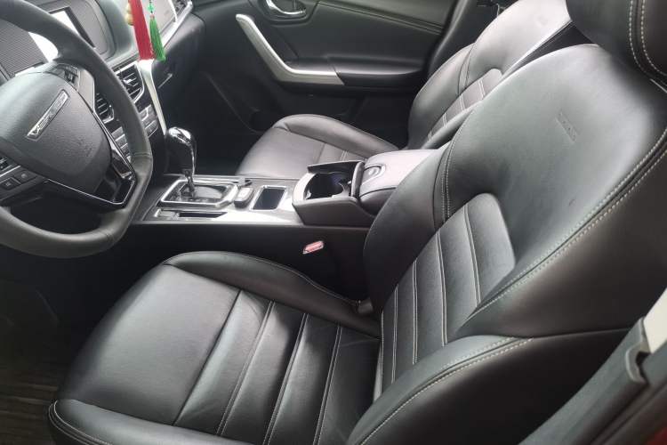 Used Venucia T90 2017 2.0L CVT Smart Edition Left Front Seat