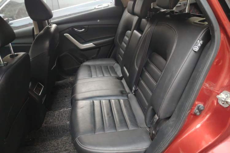 Used Venucia T90 2017 2.0L CVT Leading Edition Left Rear Seat