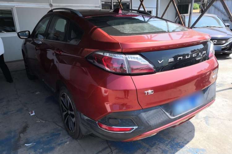 Used Venucia T90 2017 2.0L CVT Smart Edition Left Side