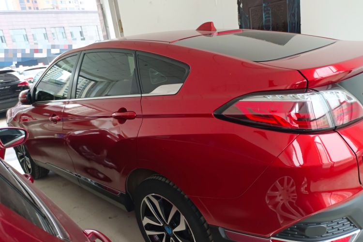 Used Venucia T90 2017 2.0L Manual Fashion Edition Left Side