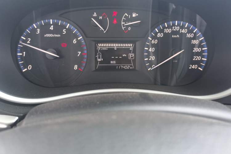 Used Venucia T90 2017 2.0L CVT Smart Edition Odometer Close Up