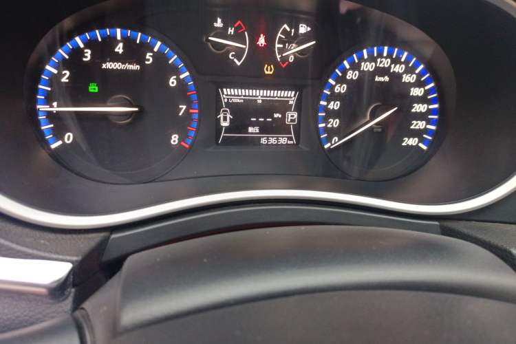 Used Venucia T90 2017 2.0L CVT Smart Edition Odometer Close Up