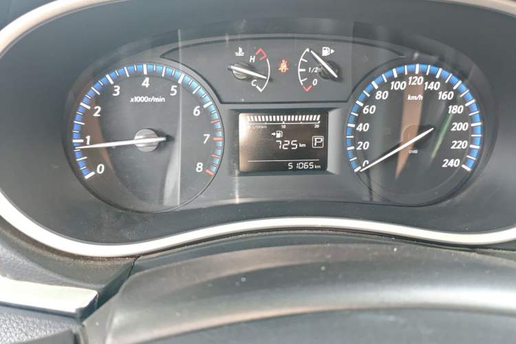 Used Venucia T90 2017 2.0L CVT Smart Edition Odometer Close Up