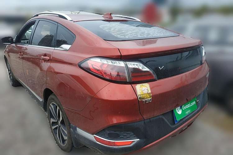 Used Venucia T90 2017 2.0L Manual ZhiShang Edition Rear Left 45 Deg