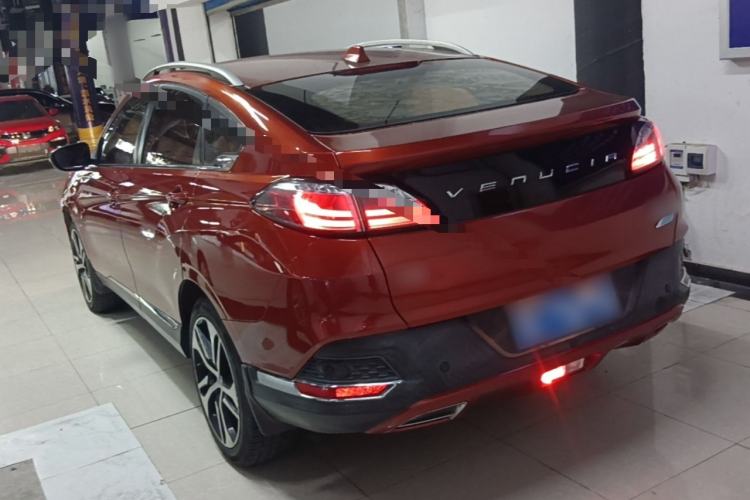 Used Venucia T90 2017 2.0L CVT Leading Edition Rear Left 45 Deg