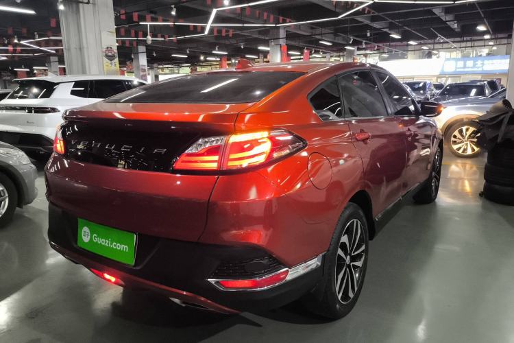 Used Venucia T90 2017 2.0L CVT Fashion Edition Rear Right 45 Deg
