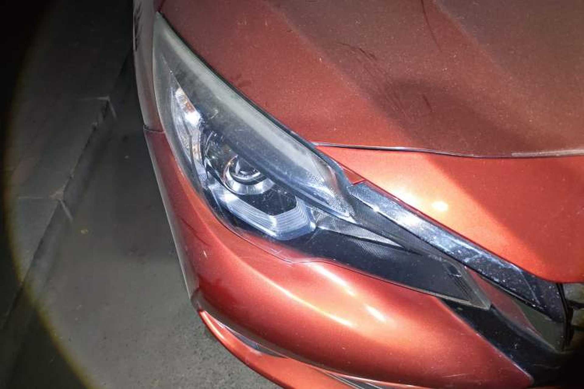 Used Venucia T90 2017 2.0L CVT Fashion Edition Right Front Headlight