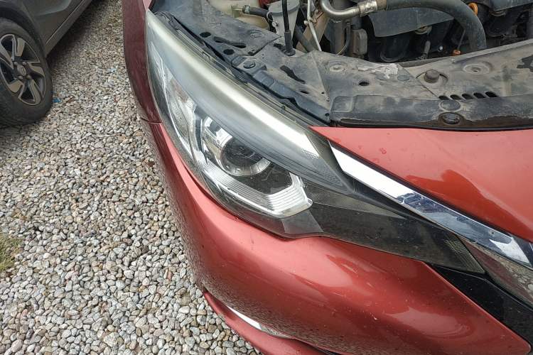 Used Venucia T90 2017 2.0L Manual ZhiShang Edition Right Front Headlight