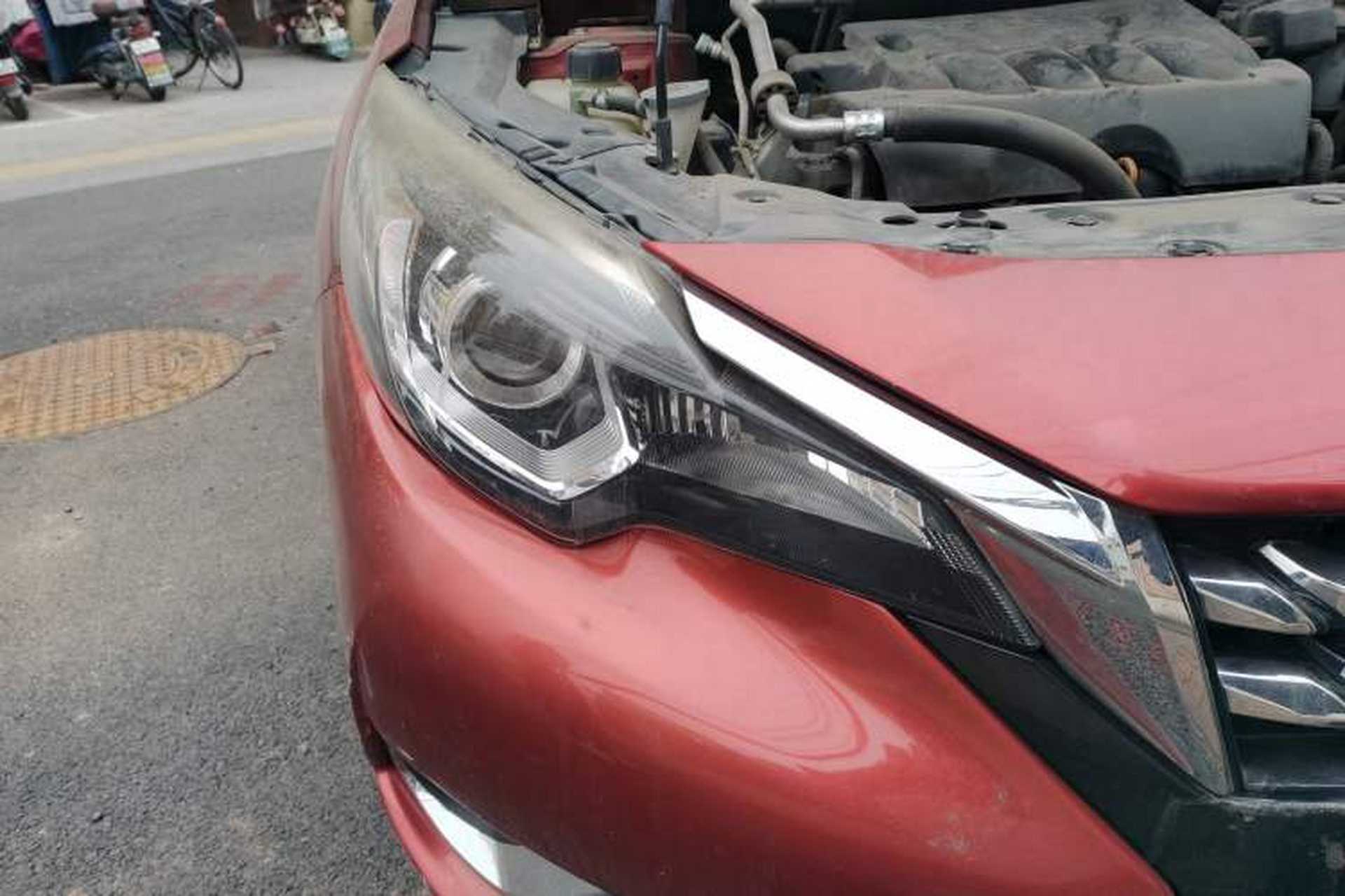 Used Venucia T90 2017 2.0L CVT Smart Edition Right Front Headlight