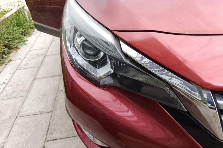 Used Venucia T90 2017 2.0L Manual ZhiShang Edition Right Front Headlight