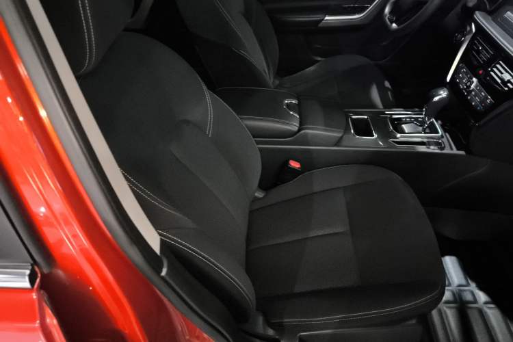 Used Venucia T90 2017 2.0L CVT Fashion Edition Right Front Seat