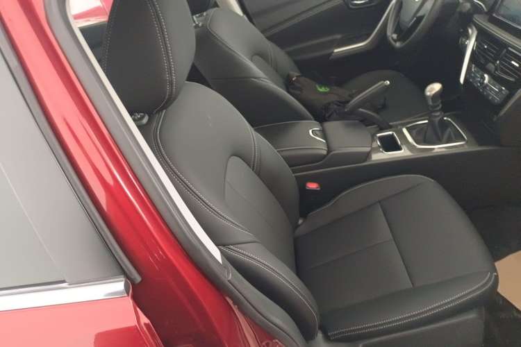 Used Venucia T90 2017 2.0L Manual Fashion Edition Right Front Seat