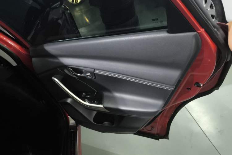 Used Venucia T90 2017 2.0L CVT Fashion Edition Right Rear Door Interior