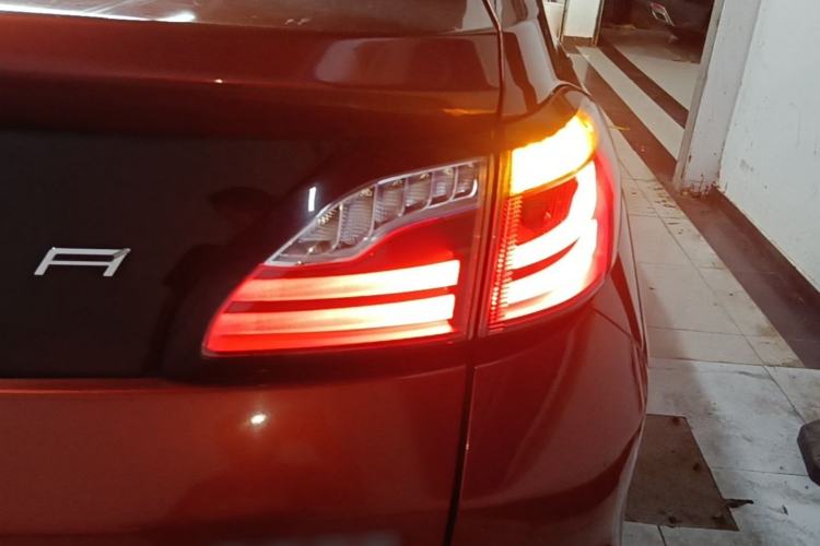 Used Venucia T90 2017 2.0L CVT Leading Edition Right Rear Taillight