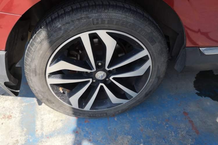 Used Venucia T90 2017 2.0L CVT Smart Edition Right Rear Wheel Hub