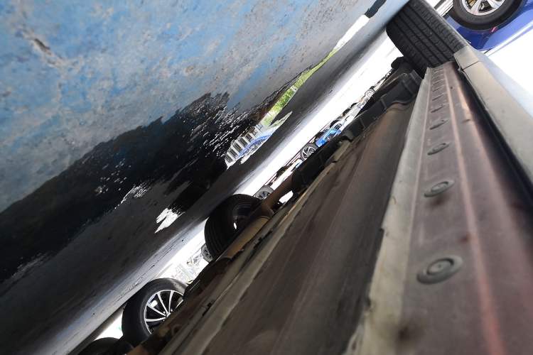 Used Venucia T90 2017 2.0L CVT Smart Edition Right Side Sill