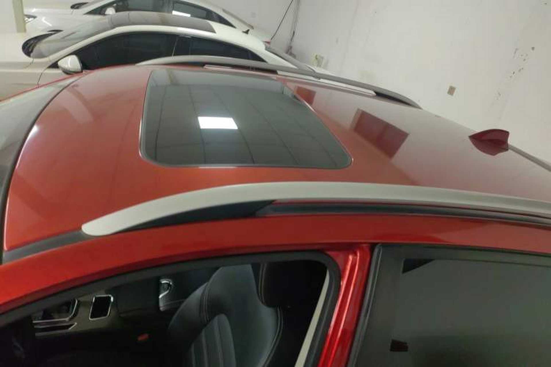 Used Venucia T90 2017 2.0L CVT Smart Edition Roof