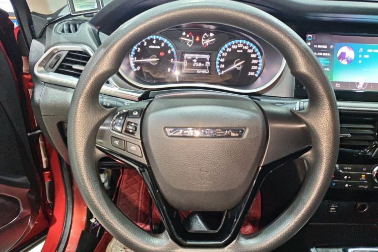 Used Venucia T90 2017 2.0L CVT Fashion Edition Steering Wheel