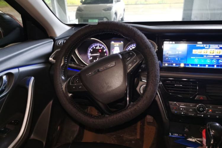 Used Venucia T90 2017 2.0L CVT Leading Edition Steering Wheel