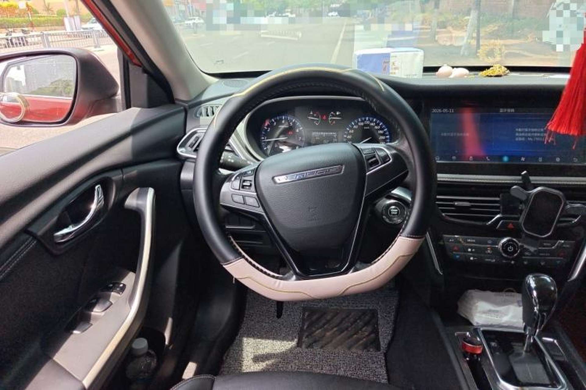 Used Venucia T90 2017 2.0L CVT Smart Edition Steering Wheel