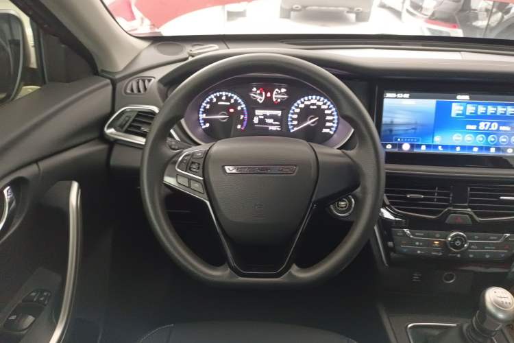 Used Venucia T90 2017 2.0L Manual Fashion Edition Steering Wheel
