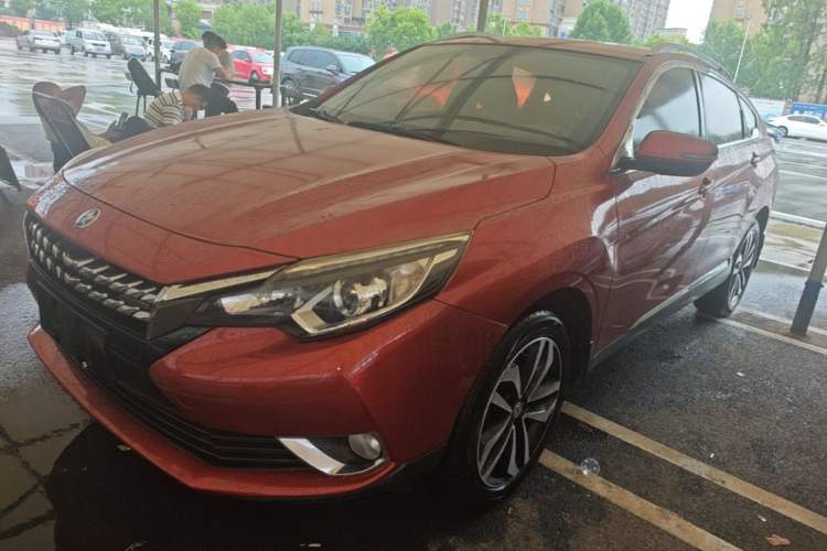 Used Venucia T90 2017 2.0L CVT Smart Edition Guazi used car, China used car export, Used car for sale, Used Venucia cars, Cheapest cars for sale