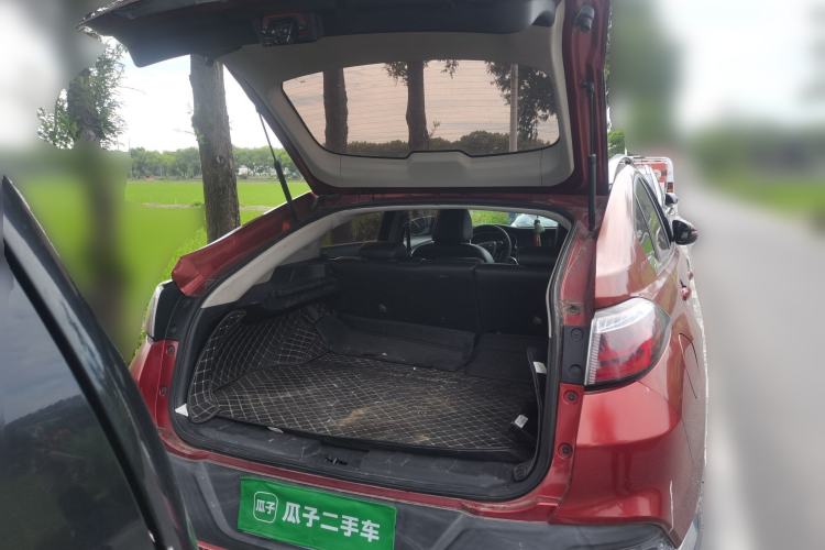 Used Venucia T90 2017 2.0L CVT Smart Edition Trunk