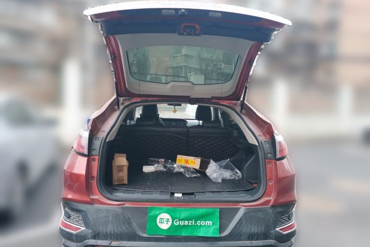 Used Venucia T90 2017 2.0L CVT Smart Edition Trunk