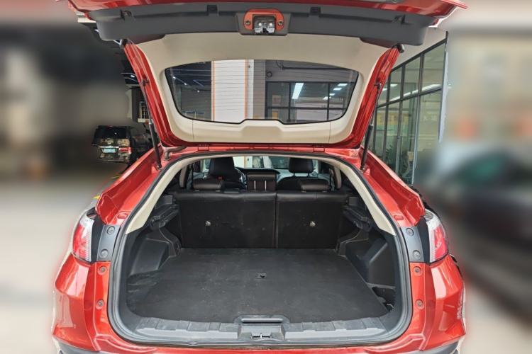 Used Venucia T90 2017 2.0L CVT Smart Edition Trunk
