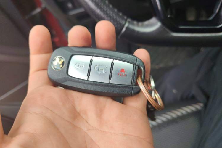 Used Venucia T90 2017 2.0L CVT Smart Edition Vehicle Key