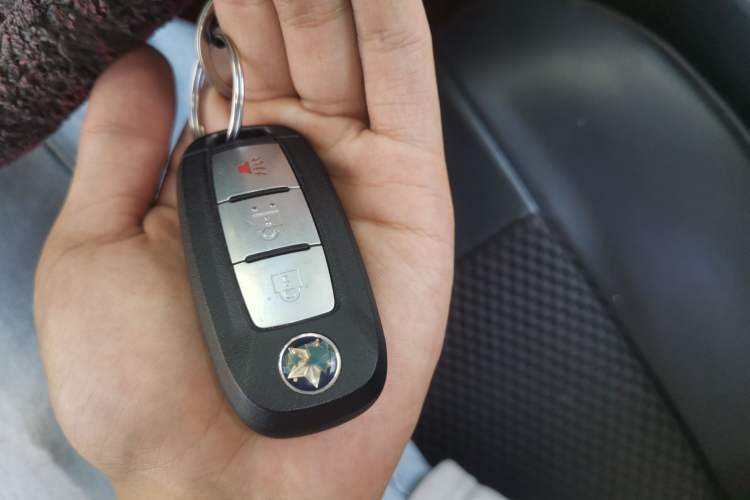 Used Venucia T90 2017 2.0L CVT Leading Edition Vehicle Key