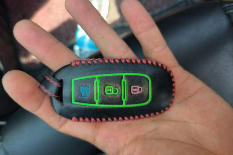 Used Venucia T90 2017 2.0L CVT Smart Edition Vehicle Key