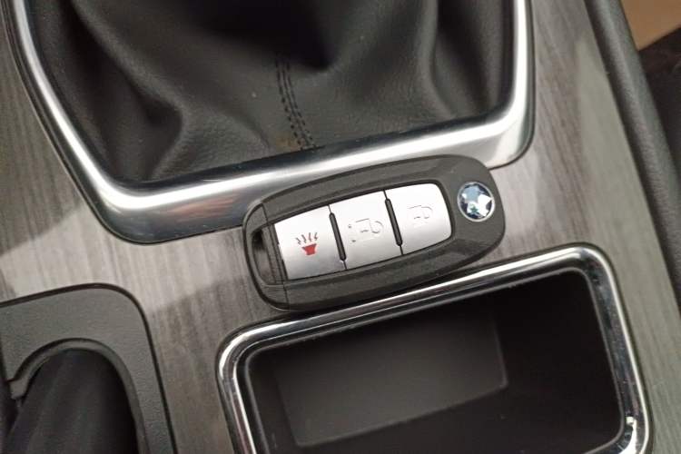 Used Venucia T90 2017 2.0L Manual Fashion Edition Vehicle Key