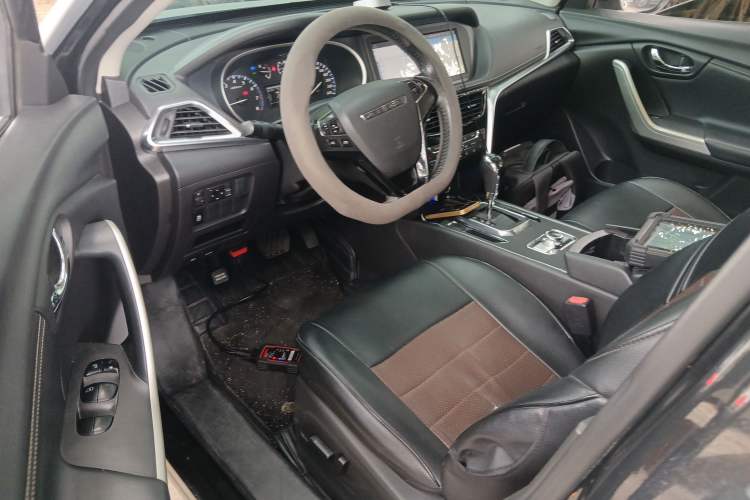 Used Venucia T90 2017 2.0L CVT Smart Edition Driver Seat