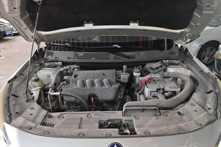 Used Venucia T90 2017 2.0L CVT Smart Edition Engine Bay