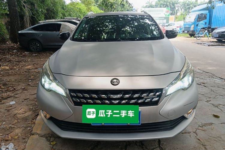 Used Venucia T90 2017 2.0L CVT Smart Edition Front
