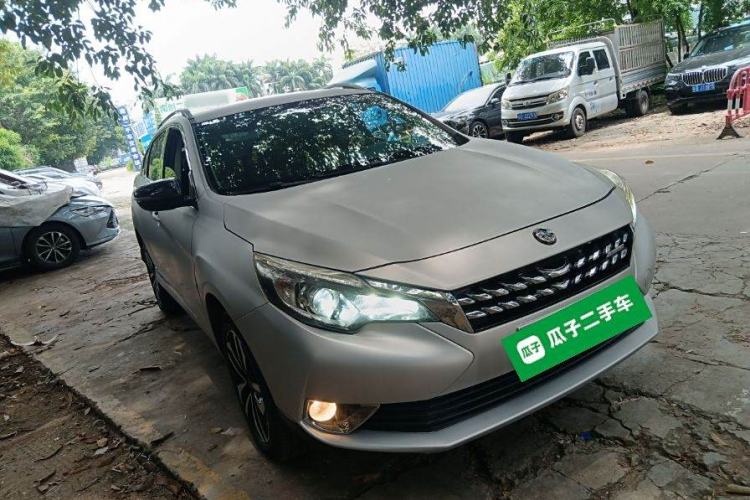Used Venucia T90 2017 2.0L CVT Smart Edition Front Right 45 Deg