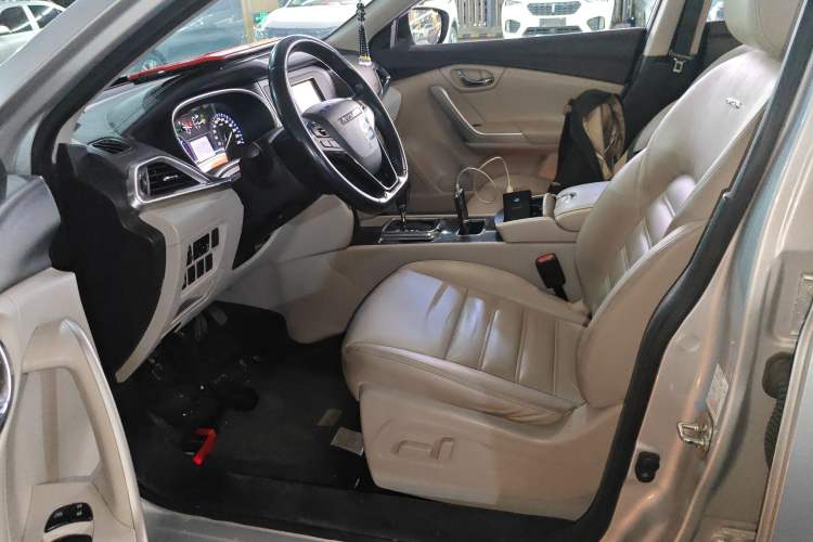 Used Venucia T90 2017 2.0L CVT Smart Edition Left Front Seat
