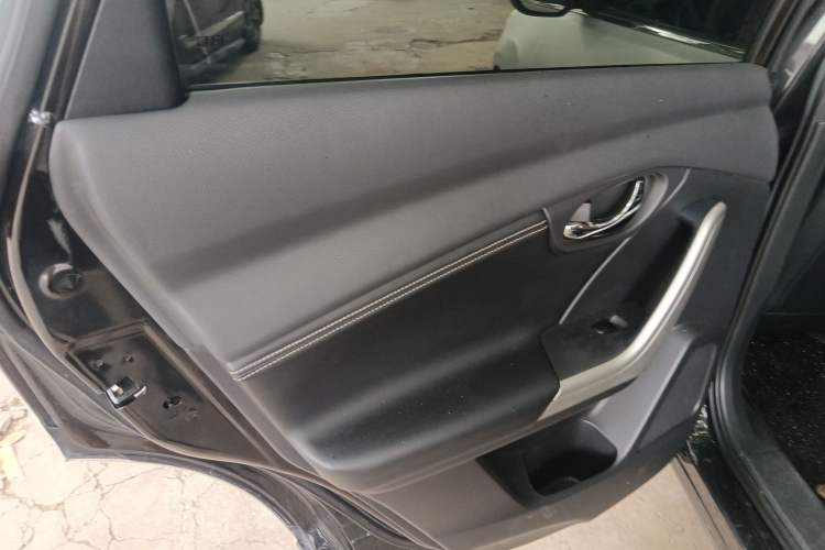 Used Venucia T90 2017 2.0L CVT Smart Edition Left Rear Door Interior