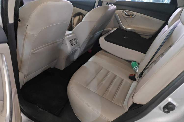 Used Venucia T90 2017 2.0L CVT Smart Edition Left Rear Seat