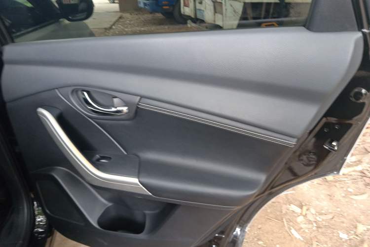 Used Venucia T90 2017 2.0L CVT Smart Edition Right Rear Door Interior