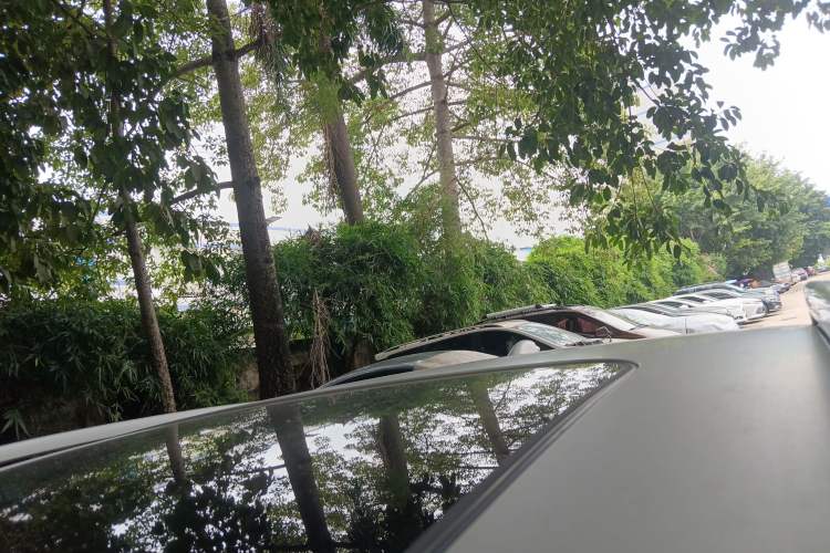 Used Venucia T90 2017 2.0L CVT Smart Edition Roof