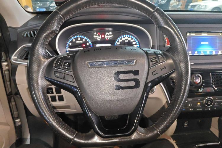 Used Venucia T90 2017 2.0L CVT Smart Edition Steering Wheel
