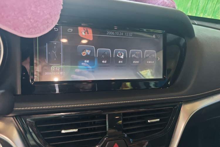 Used Venucia T90 2017 2.0L Manual ZhiShang Edition Audio And AC Panel