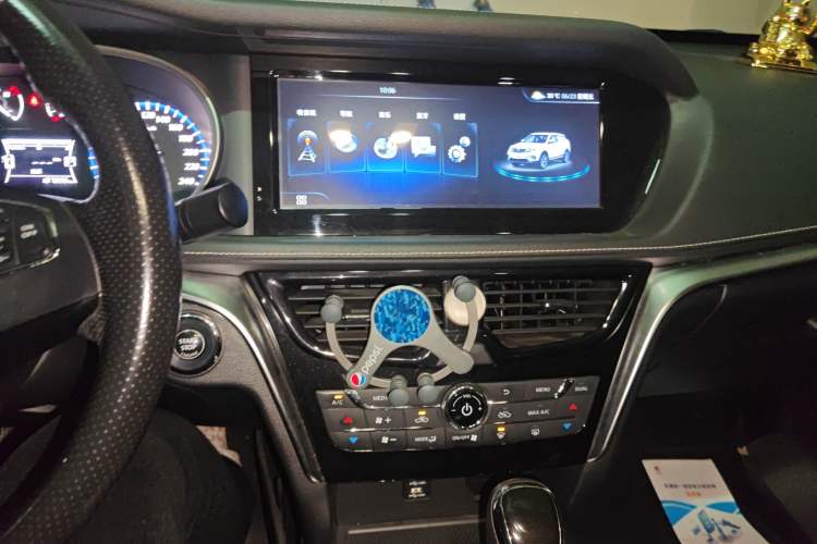 Used Venucia T90 2017 2.0L CVT Smart Edition Audio And AC Panel