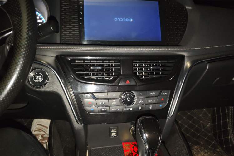Used Venucia T90 2017 2.0L CVT Smart Edition Audio And AC Panel